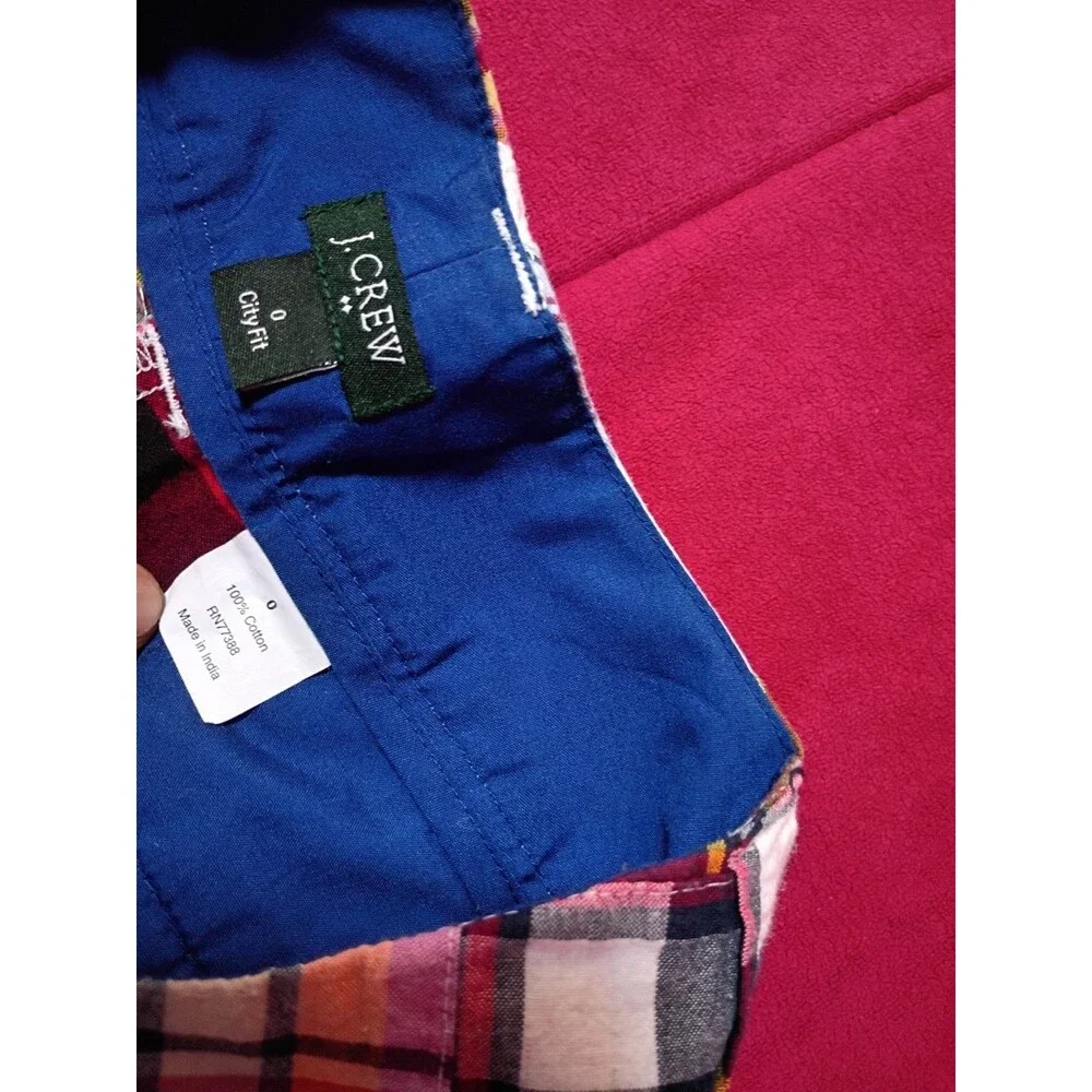 vintage J.Crew patchwork madras plaid shorts. feature a multicolored Size 0 Sk89